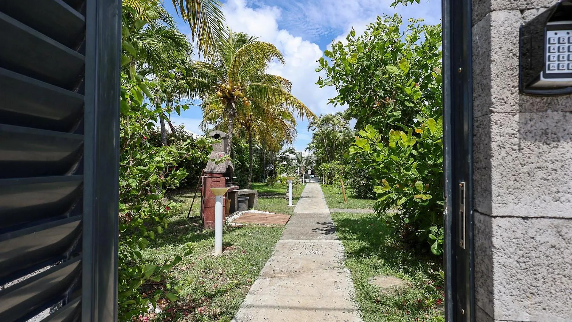 Cote Plage Le Balaou Saint Francois Aparthotel