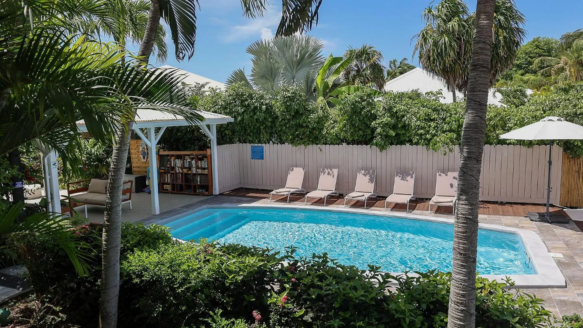 Cote Plage Le Balaou Saint Francois Aparthotel